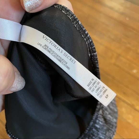 Victoria’s Secret sport VSX sports bra - Picture 5 of 6